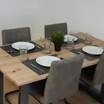 Grosse Mit Xxl-balkon In Mitte *