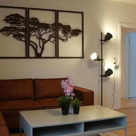 Grosse Mit Xxl-balkon In Mitte * Schwerin (Mecklenburg-Vorpommern)