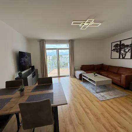 Grosse Mit Xxl-balkon In Mitte Lejlighed *