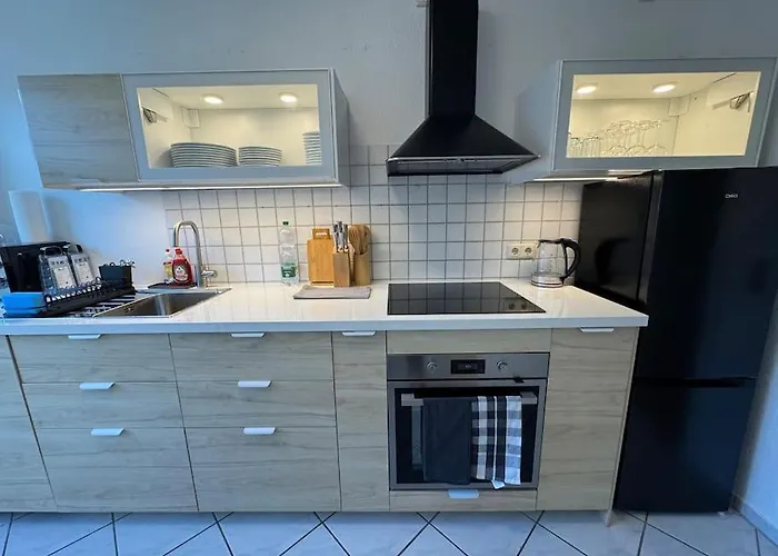 Große Mit Xxl-balkon In Mitte