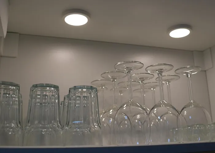 Große Mit Xxl-balkon In Mitte Apartment